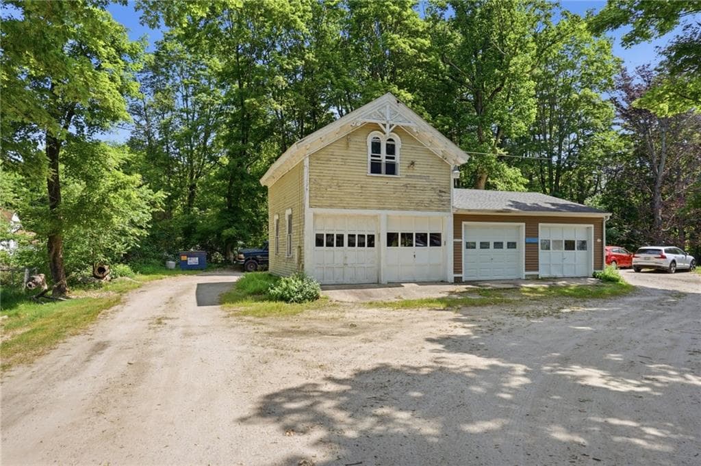 Condominium at 7 Nichols Lane UNIT 2, Hopkinton, photo 32 of 44