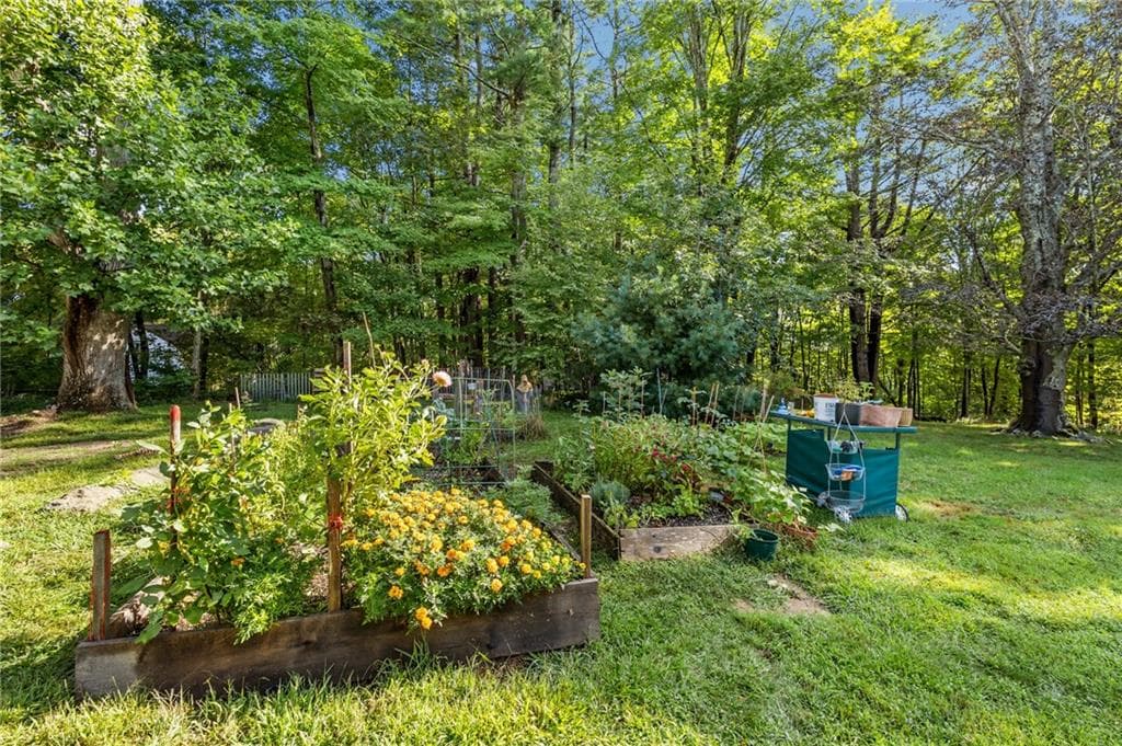 Condominium at 7 Nichols Lane UNIT 2, Hopkinton, photo 34 of 44