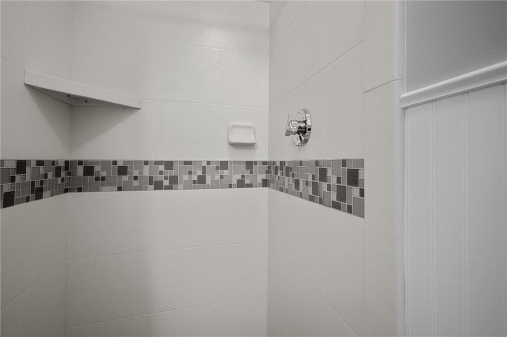 Condominium at 7 Nichols Lane UNIT 2, Hopkinton, photo 18 of 44