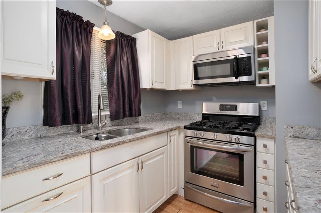Condominium at 23 Benefit Street UNIT 17, Warwick, photo 13 of 37