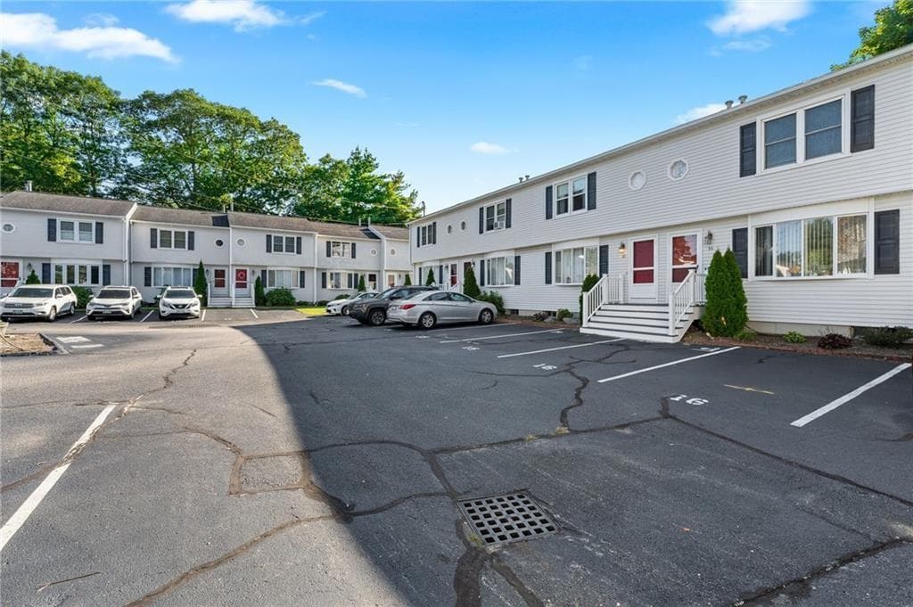 Condominium at 23 Benefit Street UNIT 17, Warwick, photo 32 of 37
