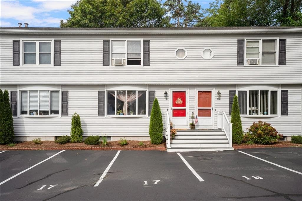 Condominium at 23 Benefit Street UNIT 17, Warwick, photo 35 of 37