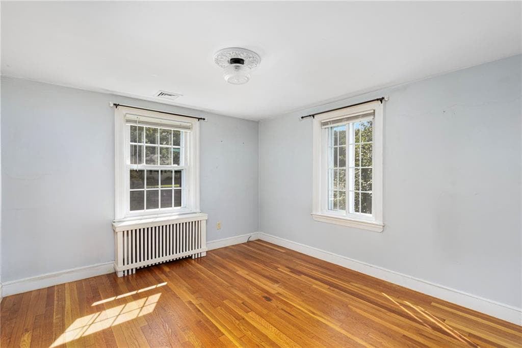 Single Family Residence at 161 Carolyn Street, Warwick, photo 17 of 25