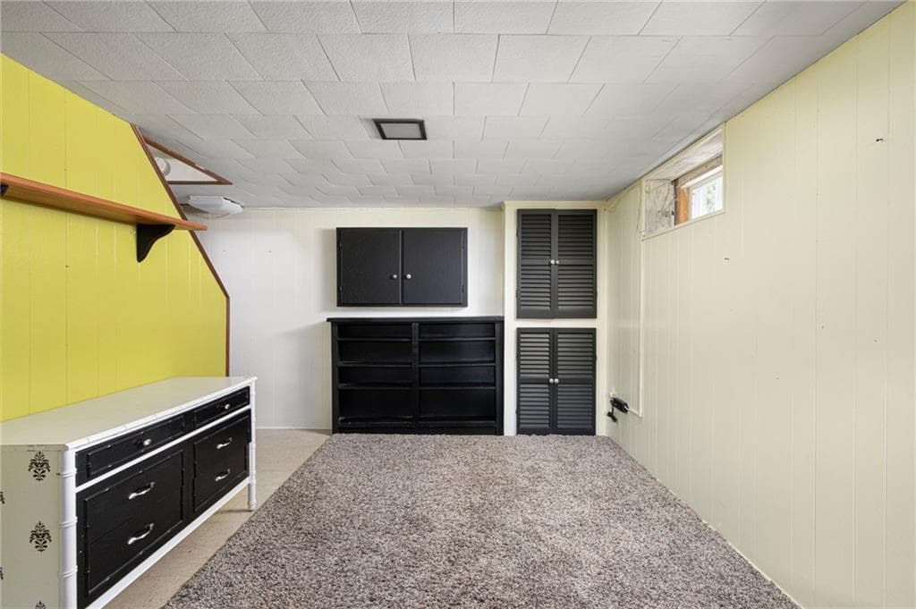 Single Family Residence at 161 Carolyn Street, Warwick, photo 22 of 25