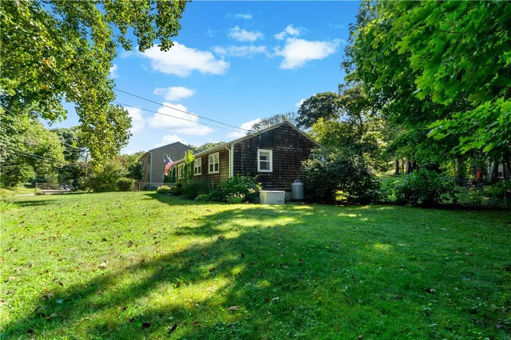 Single Family Residence at 430 Pond Street, South Kingstown, photo 29 of 30