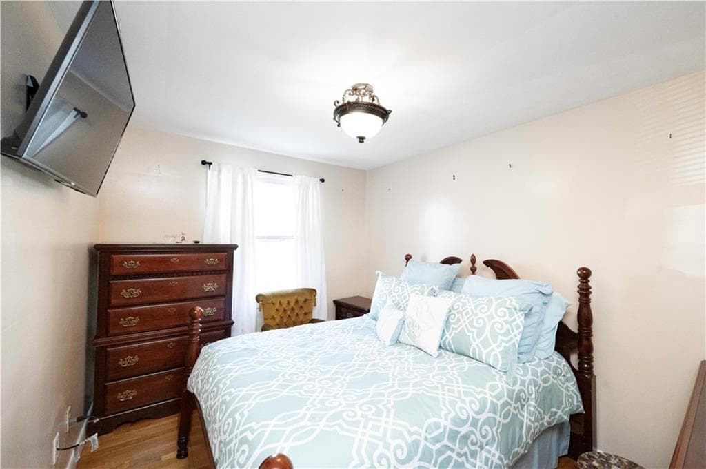 Single Family Residence at 3 Rose Drive, Pawtucket, photo 10 of 24