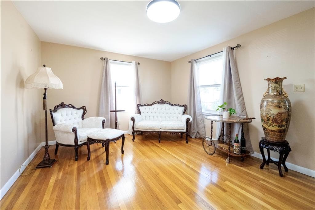 Single Family Residence at 3 Rose Drive, Pawtucket, photo 4 of 24