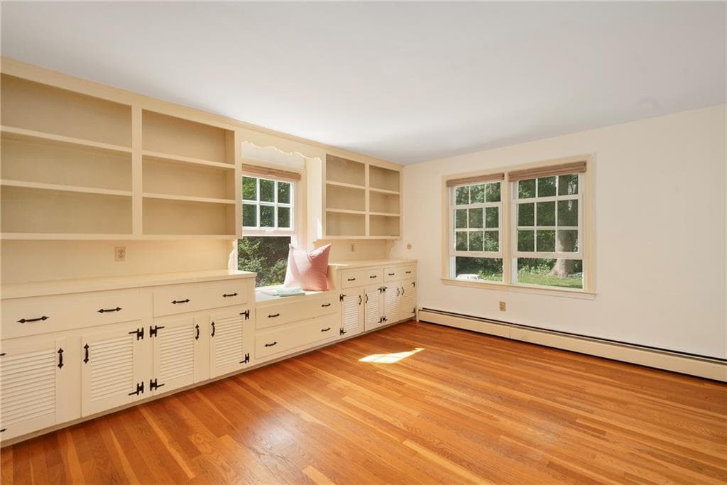 Single Family Residence at 102 Edgewater Road, Narragansett, photo 23 of 38