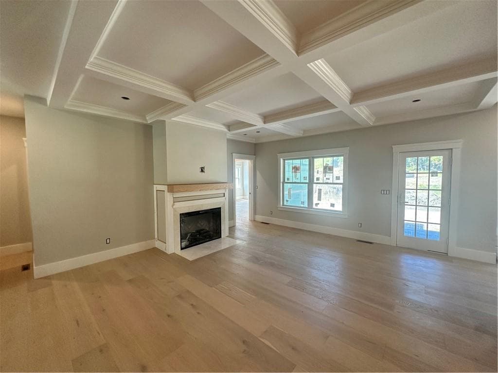 Single Family Residence at 411 New River Road, Lincoln, photo 6 of 11