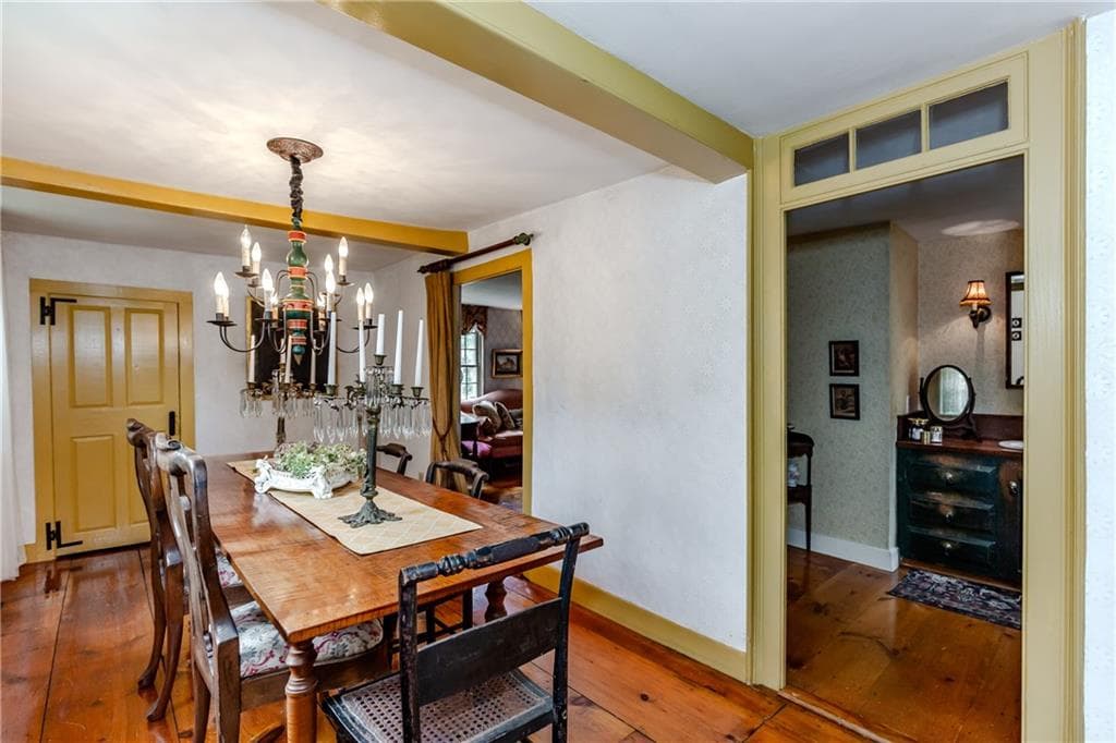 Single Family Residence at 1409 Hope Road, Cranston, photo 13 of 45