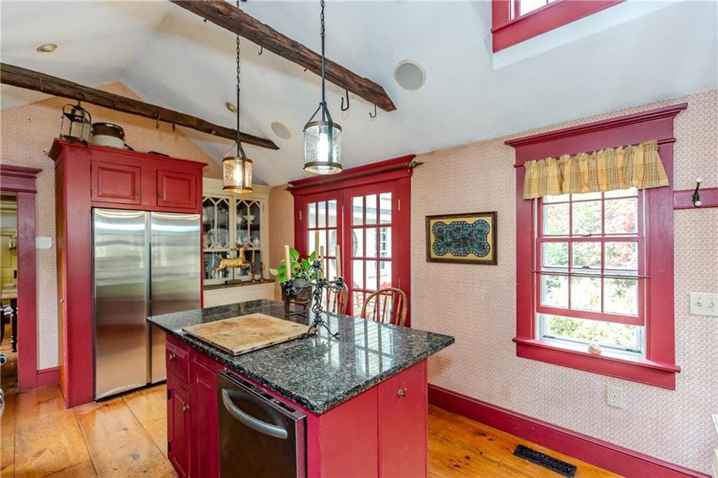 Single Family Residence at 1409 Hope Road, Cranston, photo 10 of 45