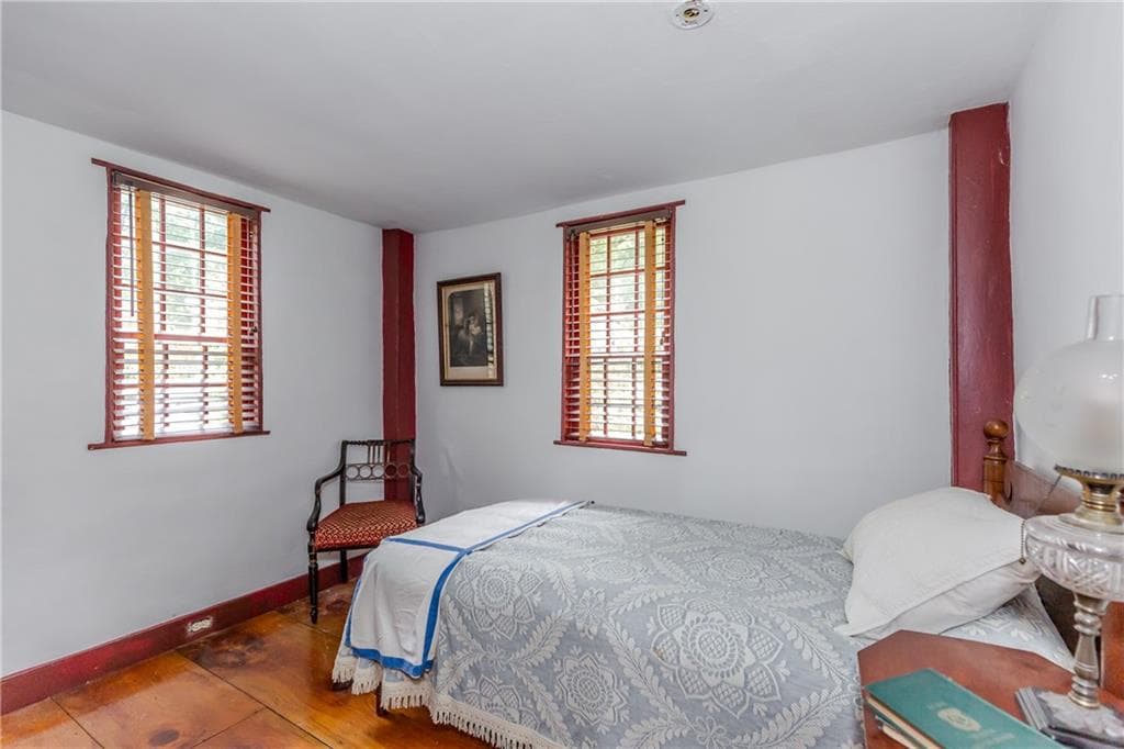 Single Family Residence at 1409 Hope Road, Cranston, photo 21 of 45