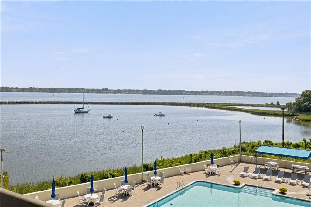 Condominium at 400 Narragansett Parkway UNIT SC10, Warwick, photo 38 of 45