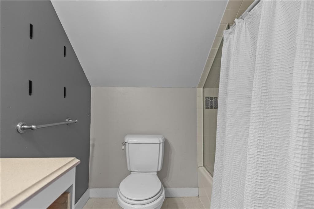 Single Family Residence at 217 Bay View Avenue, Cranston, photo 16 of 23