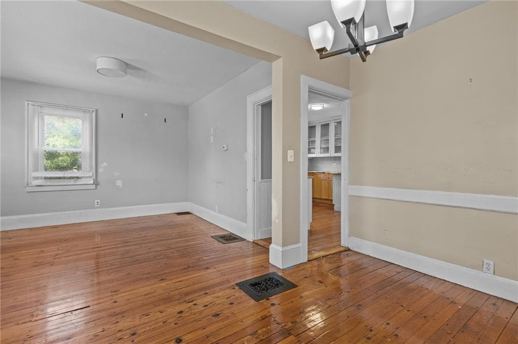 Single Family Residence at 217 Bay View Avenue, Cranston, photo 5 of 23