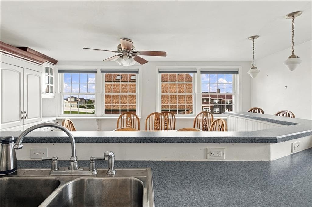 Single Family Residence at 201 Randolph Avenue, Tiverton, photo 9 of 37