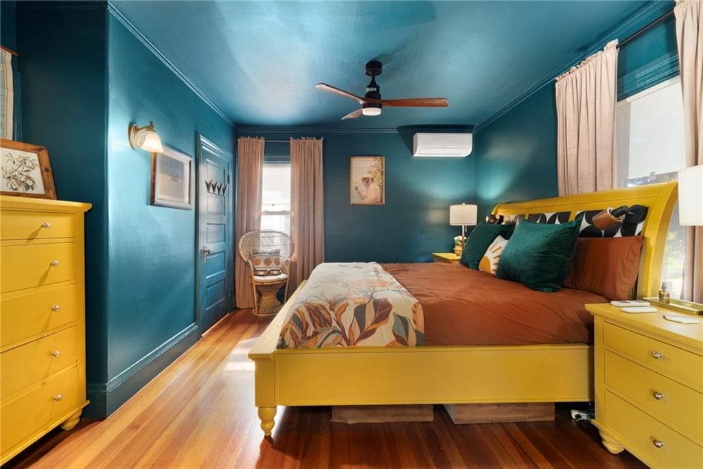 Single Family Residence at 12 Glendale Avenue, Providence, photo 17 of 33