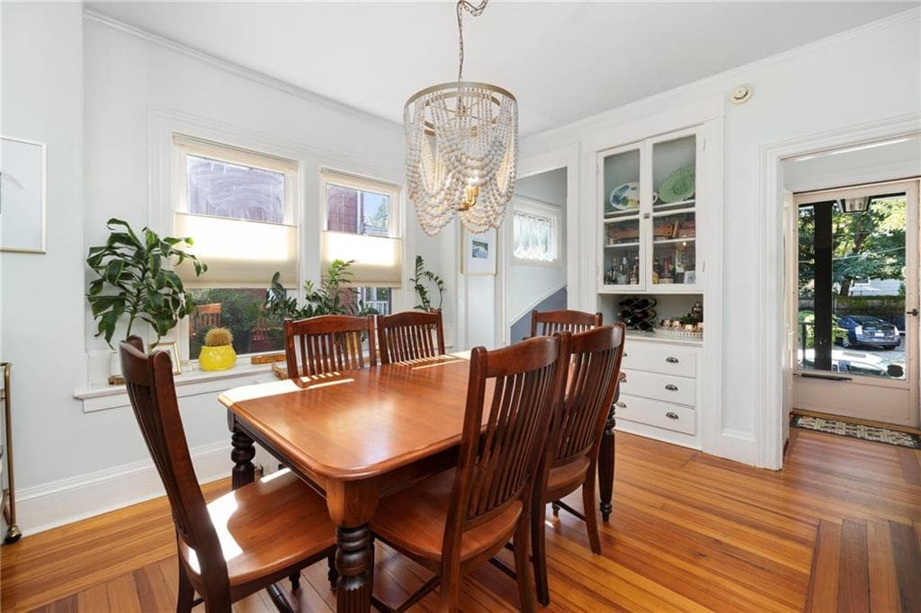 Single Family Residence at 12 Glendale Avenue, Providence, photo 8 of 33
