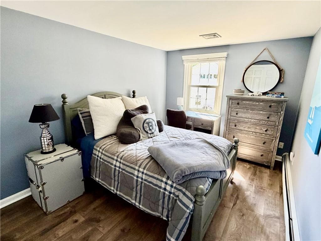 Single Family Residence at 7 Cortland Lane, Smithfield, photo 21 of 24