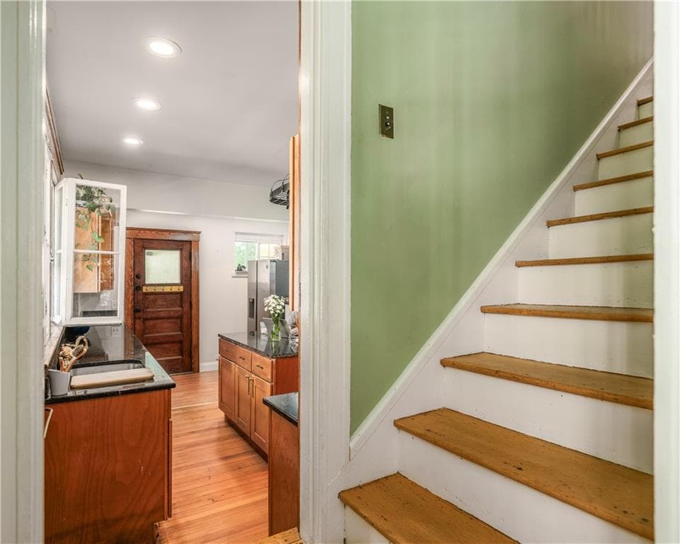 Single Family Residence at 173 Lexington Avenue, Providence, photo 21 of 45
