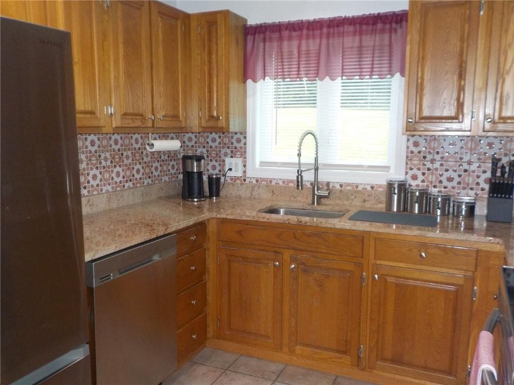 Condominium at 9 Fairway Lane UNIT 9, Blackstone, photo 4 of 15