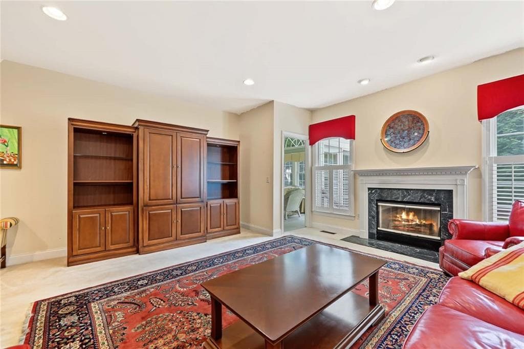 Condominium at 20 Ivy Garden Way, East Greenwich, photo 17 of 43