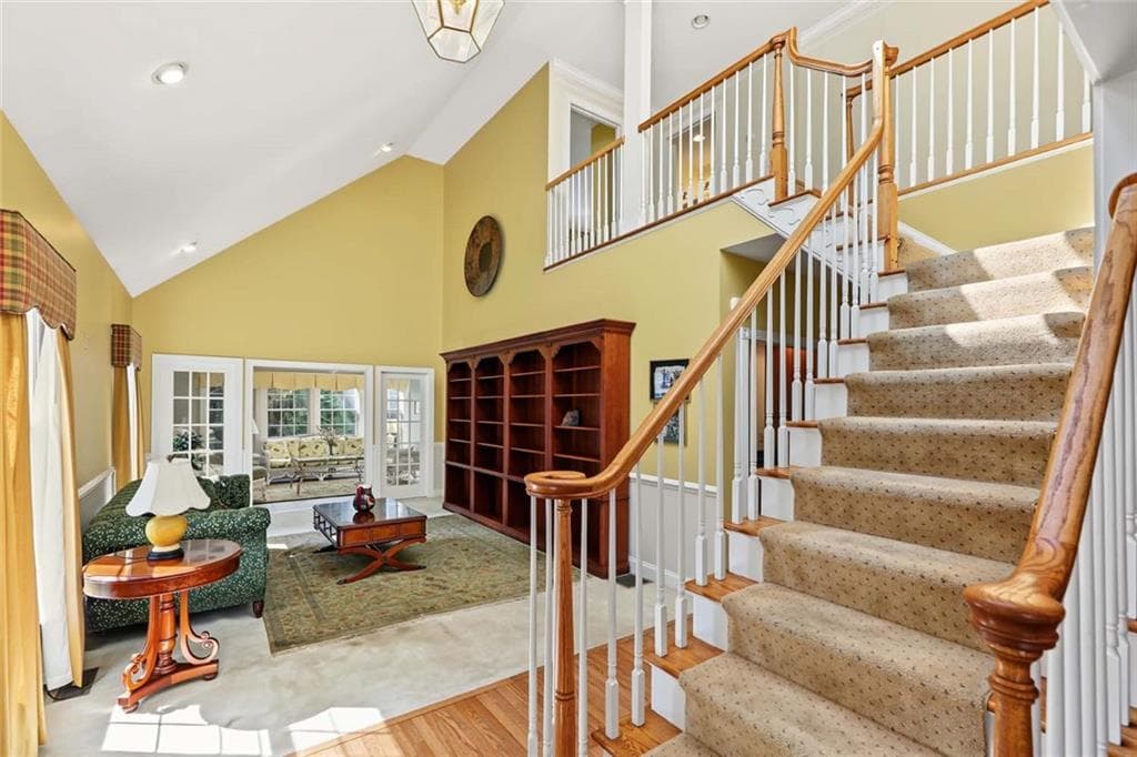 Condominium at 20 Ivy Garden Way, East Greenwich, photo 5 of 43