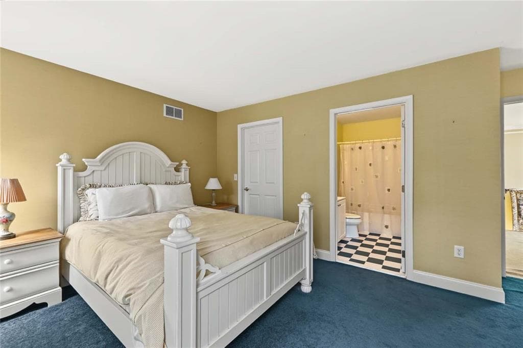Condominium at 20 Ivy Garden Way, East Greenwich, photo 34 of 43