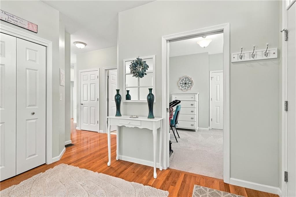 Condominium at 170 Providence Pike UNIT 95, North Smithfield, photo 4 of 33