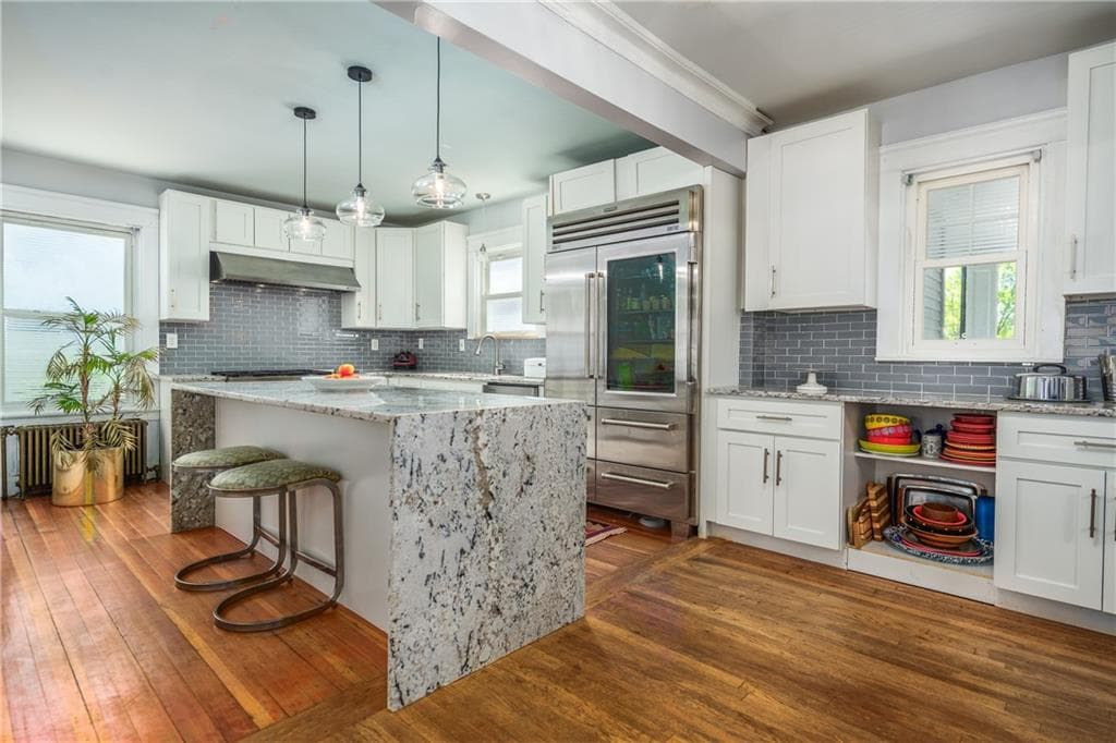 Single Family Residence at 190 Lexington Avenue, Providence, photo 16 of 50