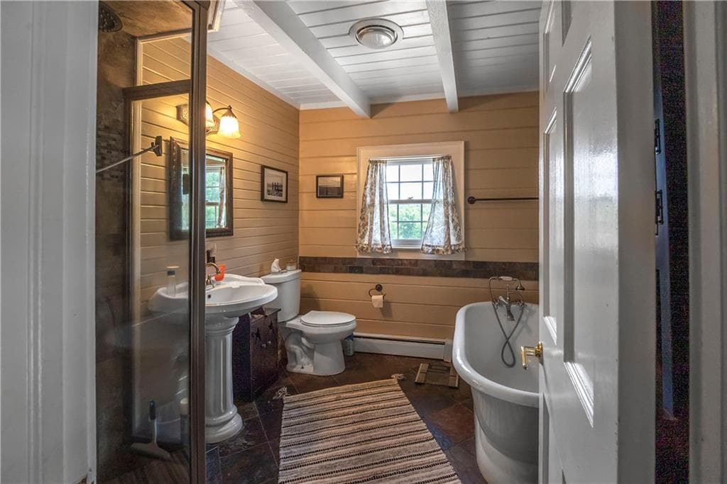 Single Family Residence at 84 Dark Lantern Hill Road, Killingly, photo 27 of 49