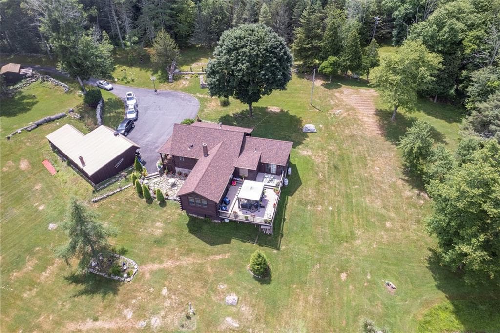 Single Family Residence at 84 Dark Lantern Hill Road, Killingly, photo 9 of 49