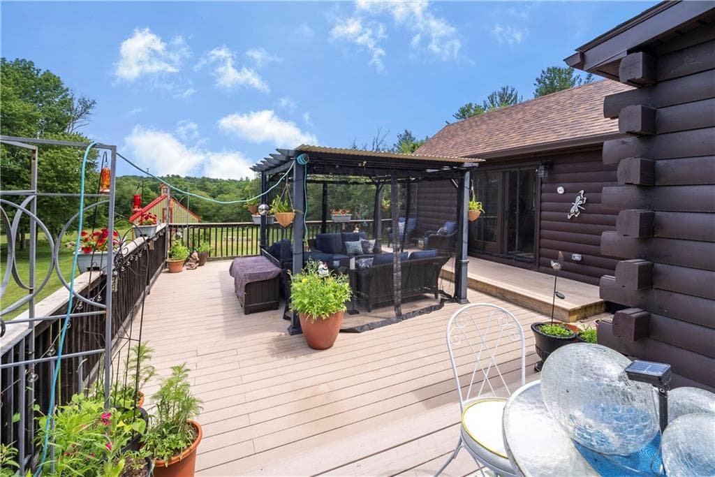 Single Family Residence at 84 Dark Lantern Hill Road, Killingly, photo 21 of 49