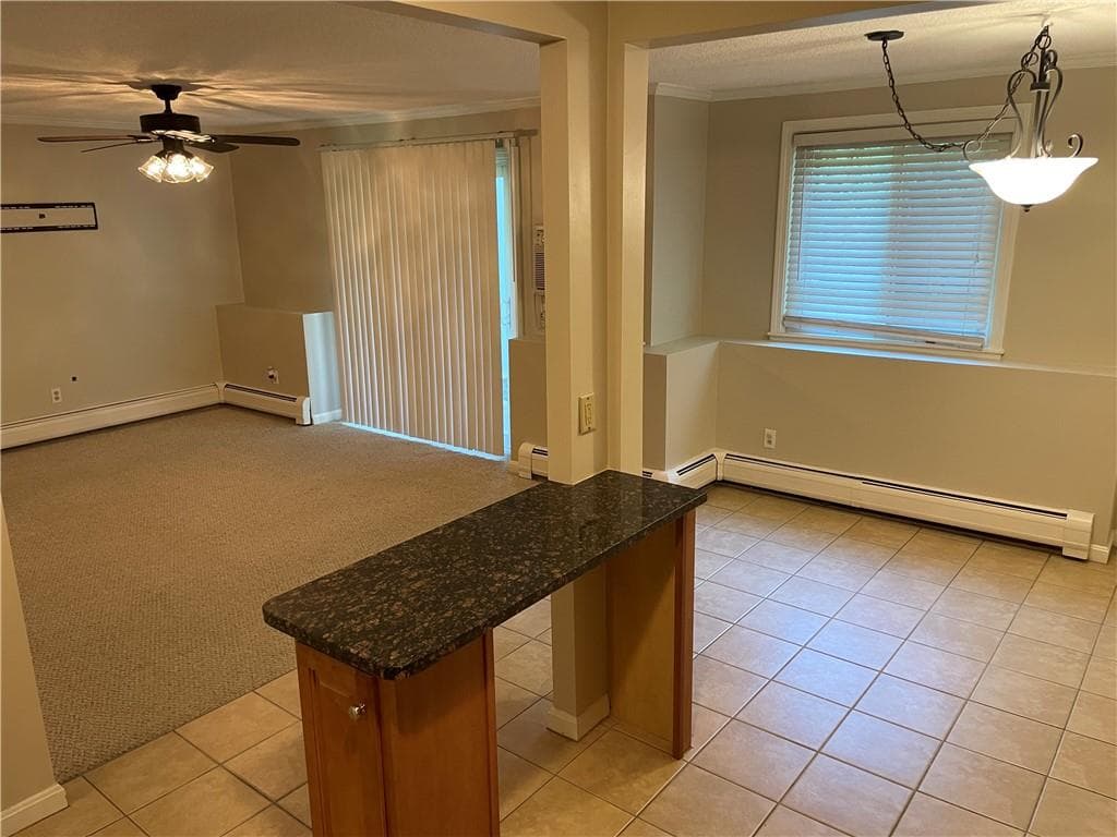 Condominium at 400 New River Road UNIT 402, Lincoln, photo 9 of 15