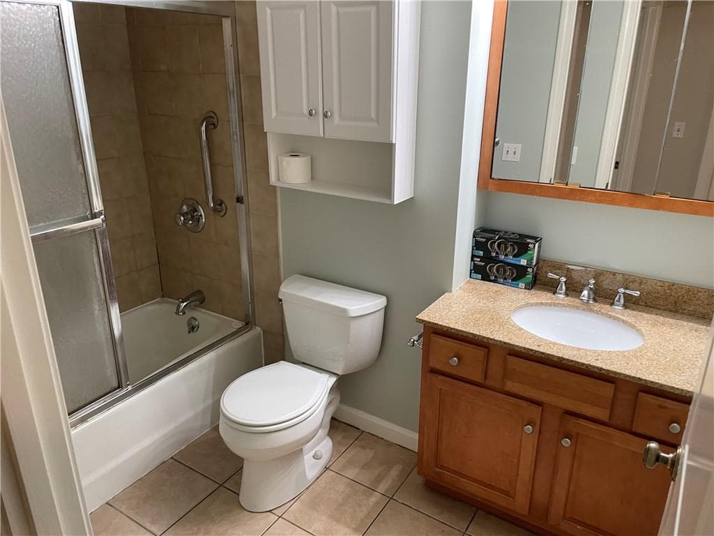 Condominium at 400 New River Road UNIT 402, Lincoln, photo 10 of 15