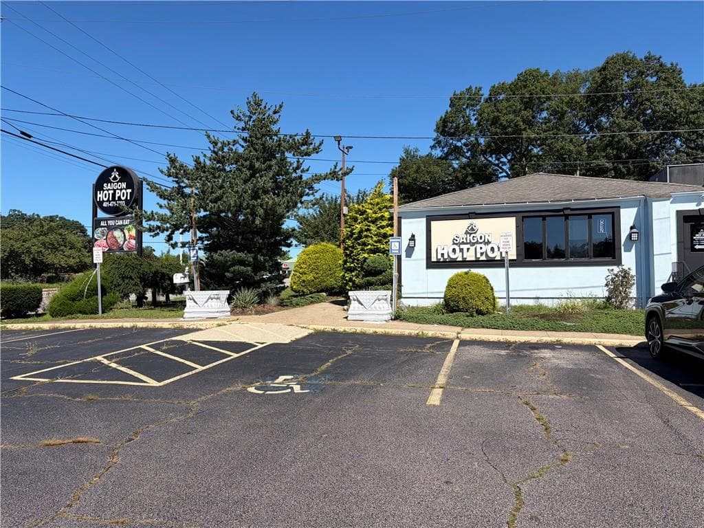 Business at 6900 Post Road, North Kingstown, photo 13 of 14