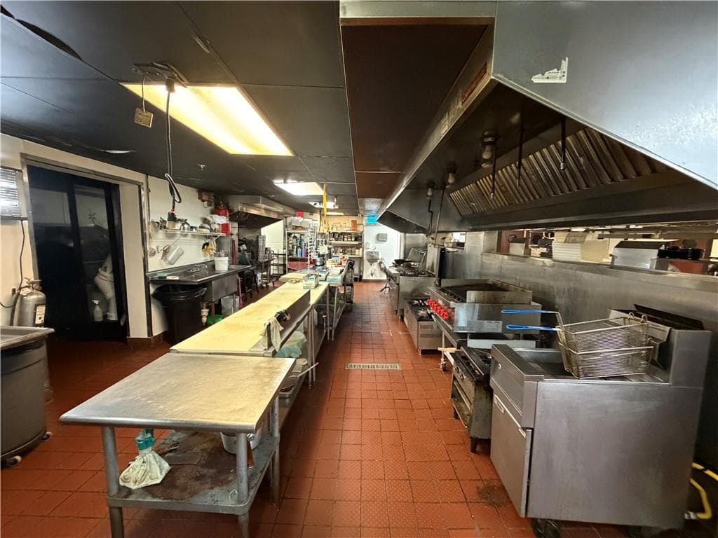 Business at 6900 Post Road, North Kingstown, photo 7 of 14