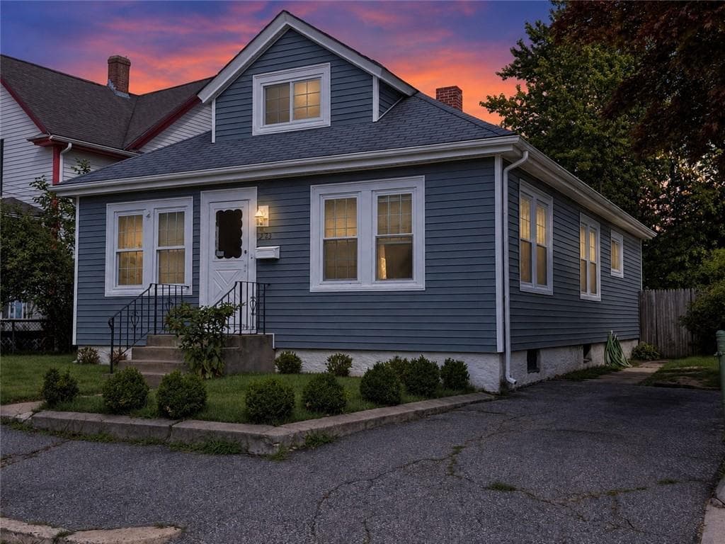 Single Family Residence at 23 Whitford Avenue, Pawtucket, photo 20 of 20