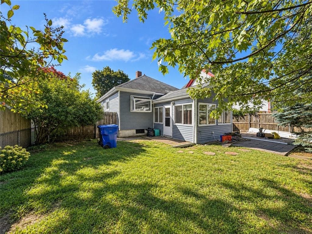 Single Family Residence at 23 Whitford Avenue, Pawtucket, photo 19 of 20