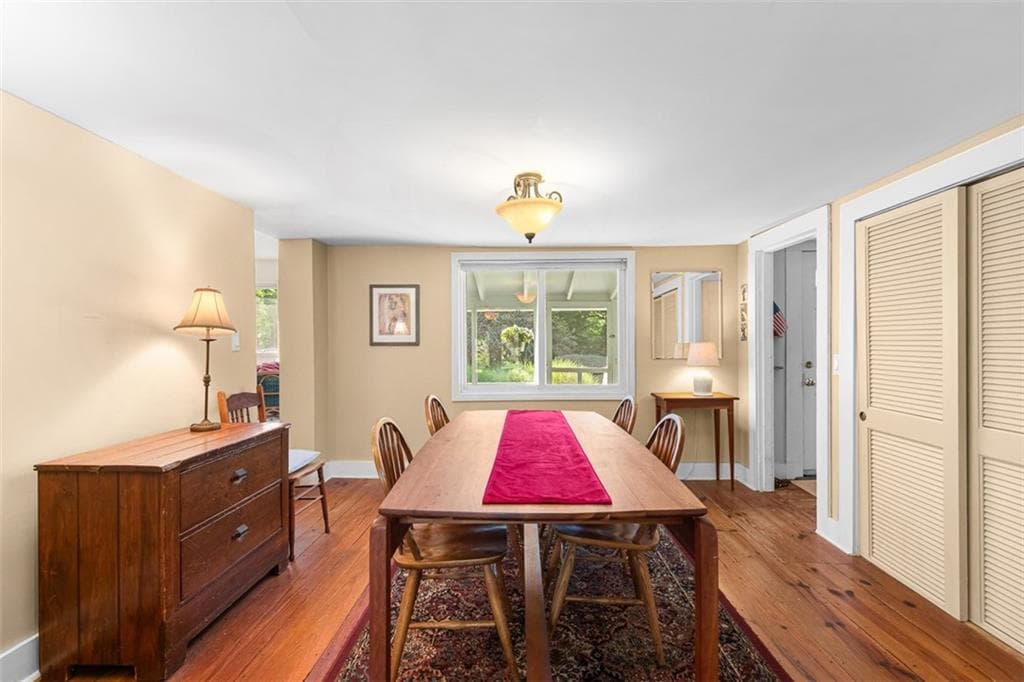 Single Family Residence at 90 Battey Meetinghouse Road, Scituate, photo 5 of 50