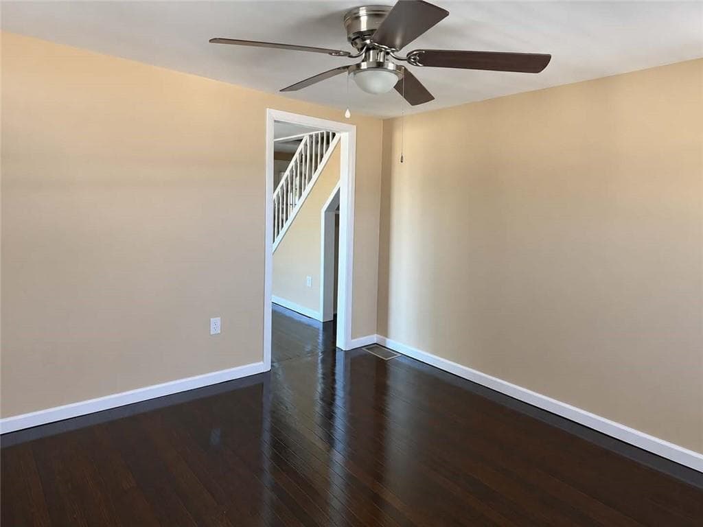 Single Family Residence at 30 Eddington Street, Pawtucket, photo 12 of 27