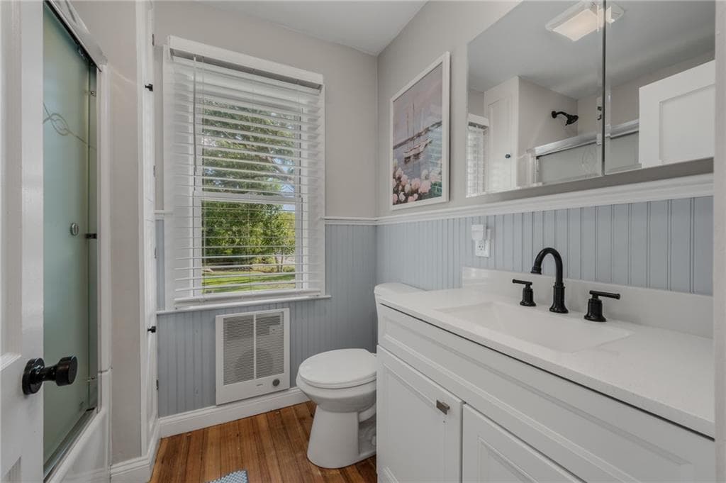 Single Family Residence at 346 Post Road, Westerly, photo 19 of 38