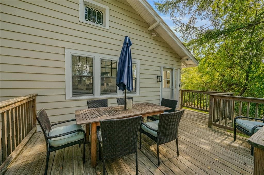 Single Family Residence at 346 Post Road, Westerly, photo 29 of 38
