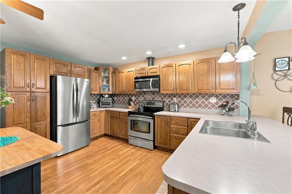 Single Family Residence at 12 Trim Street, Rehoboth, photo 10 of 40
