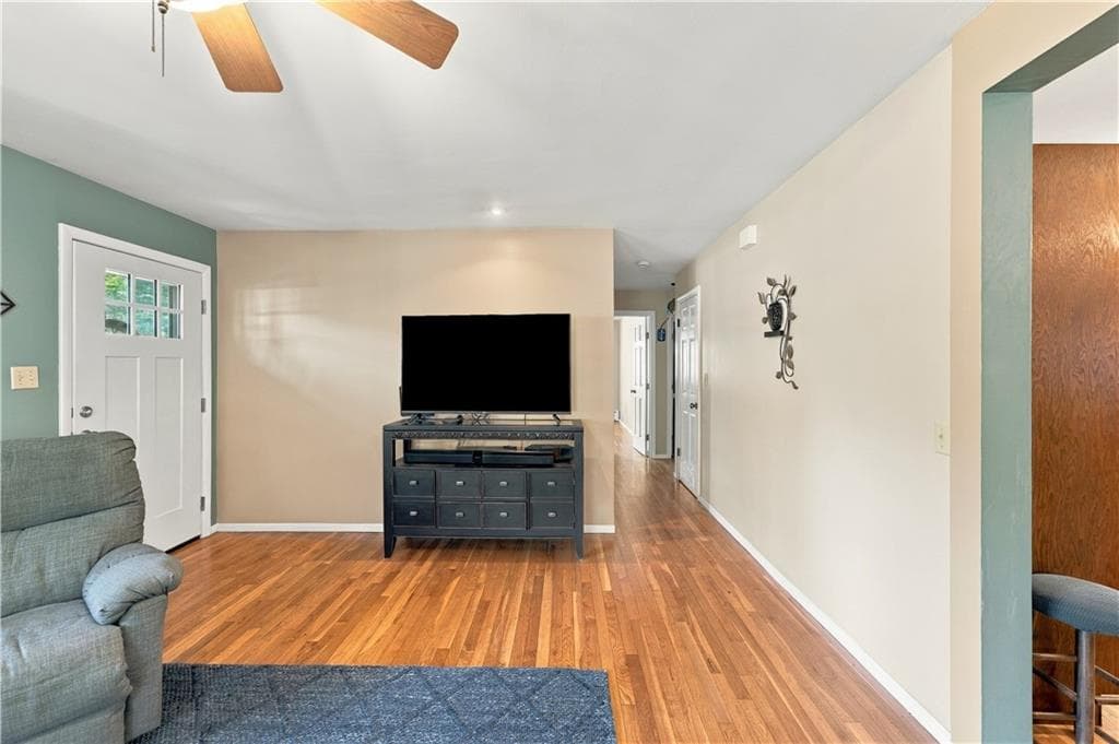 Single Family Residence at 12 Trim Street, Rehoboth, photo 4 of 40