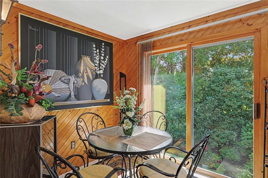 Single Family Residence at 14 Sweet Hill Drive, Johnston, photo 13 of 50
