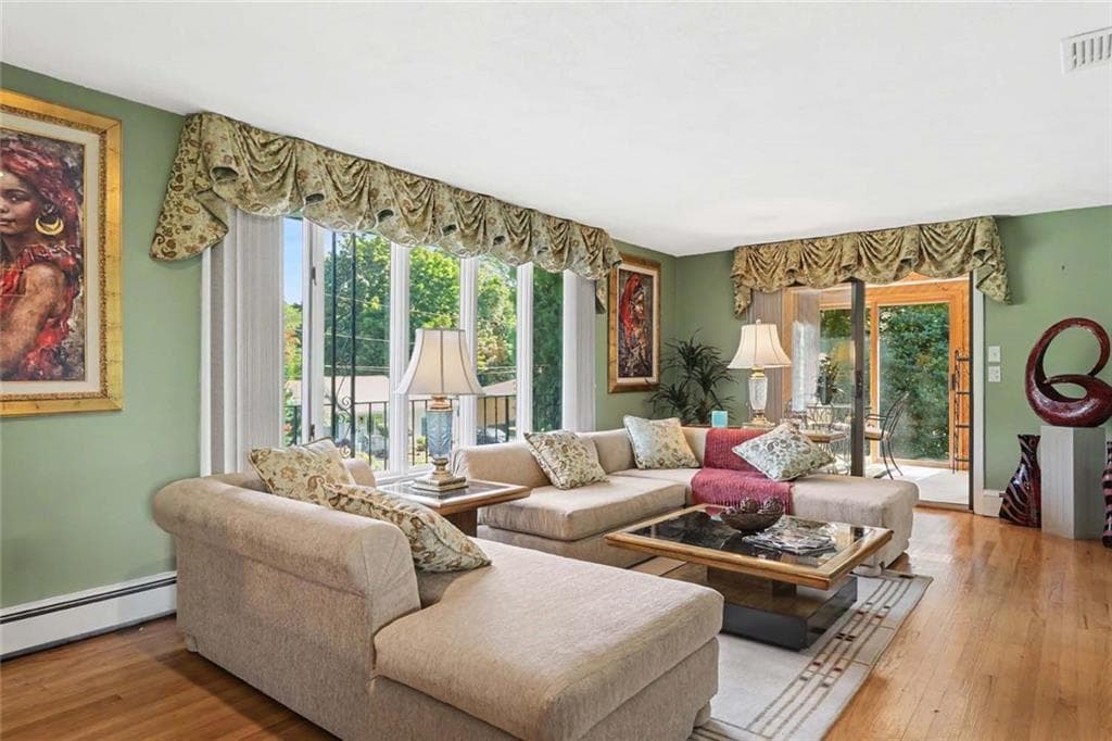 Single Family Residence at 14 Sweet Hill Drive, Johnston, photo 9 of 50