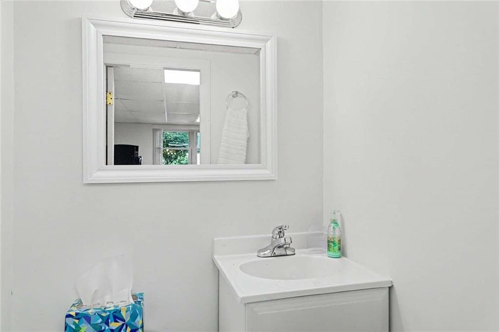 Single Family Residence at 14 Sweet Hill Drive, Johnston, photo 44 of 50