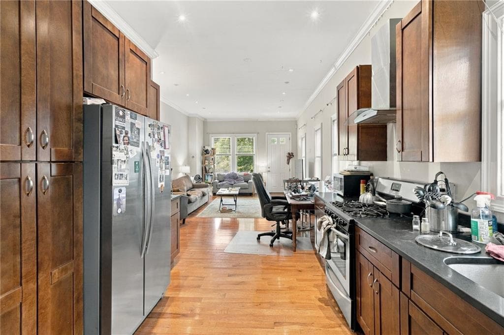 Condominium at 56 Locust Street, Providence, photo 10 of 42