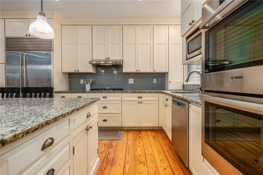Single Family Residence at 24 Barnes Street, Providence, photo 18 of 50